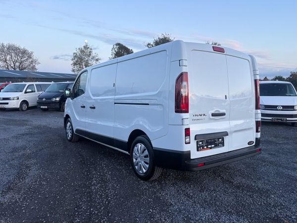 Renault Trafic 401655564
