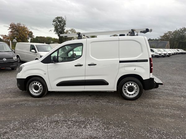 Vauxhall Combo 401612790