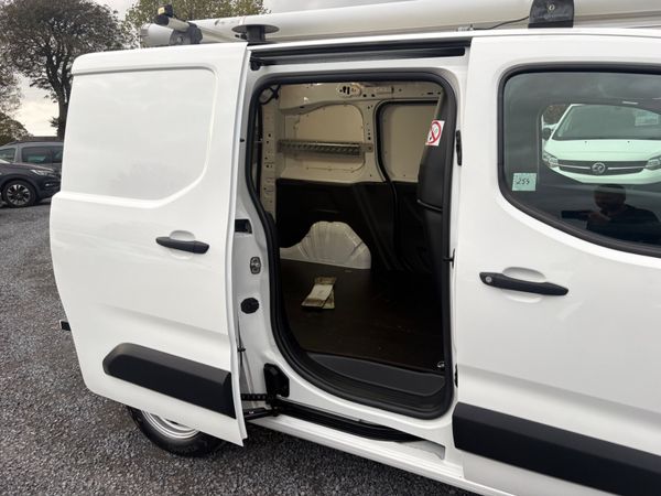 Vauxhall Combo 401612881