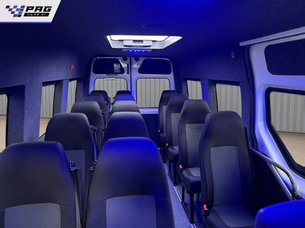 2024 RENAULT MASTER 17 SEATER - AIR CON 402192545
